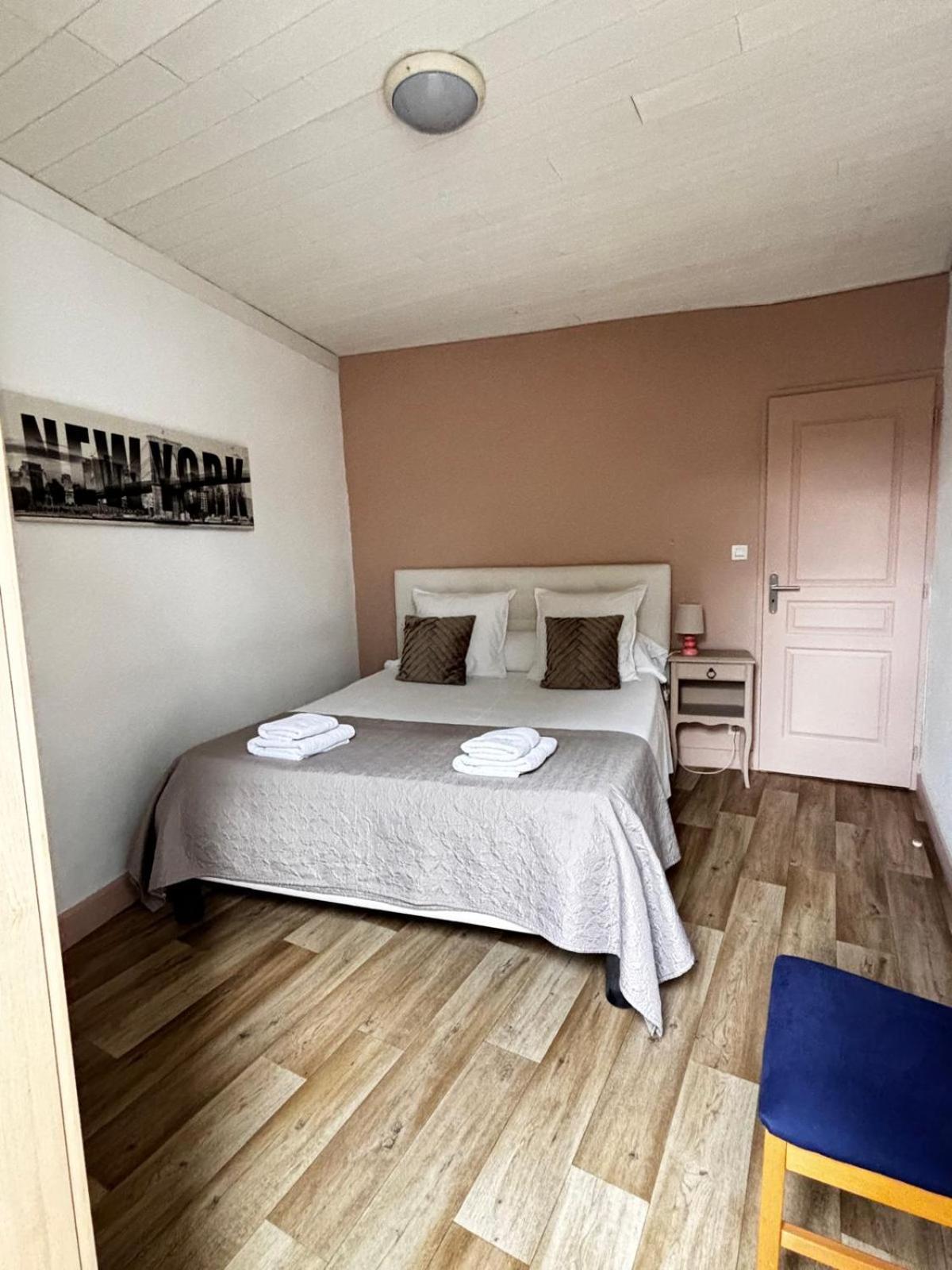 Chez Lucia Appartement Climatise ペリグー エクステリア 写真