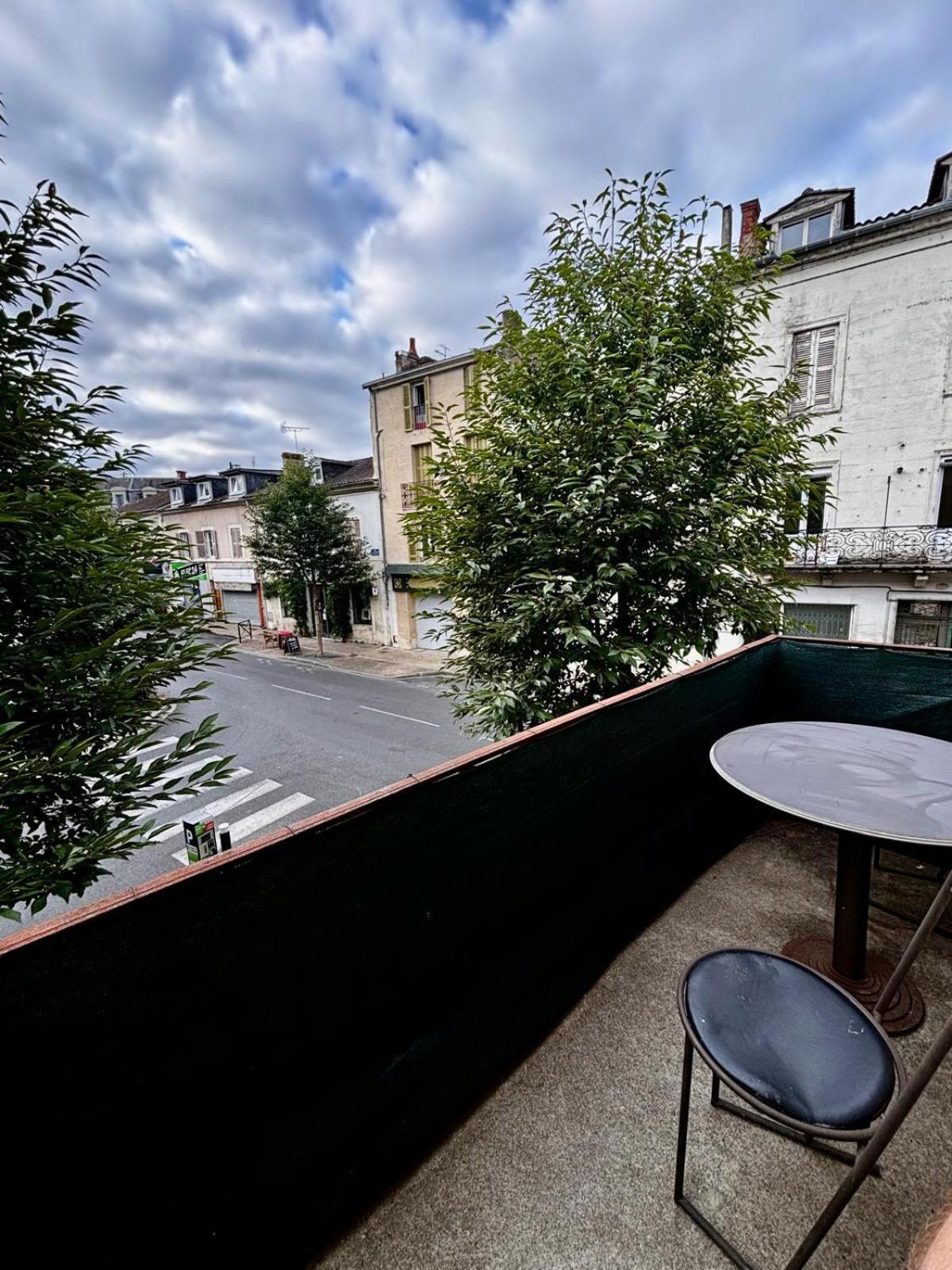 Chez Lucia Appartement Climatise ペリグー エクステリア 写真